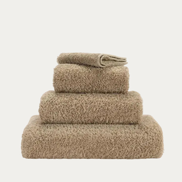 Toalhão de Banho Taupe Super Pile
