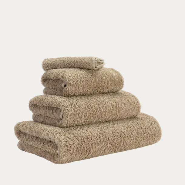 Toalhão de Banho Taupe Super Pile